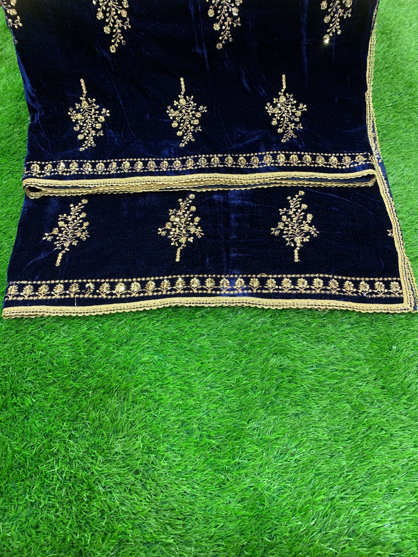 Premium Sequence Valvet Shawl